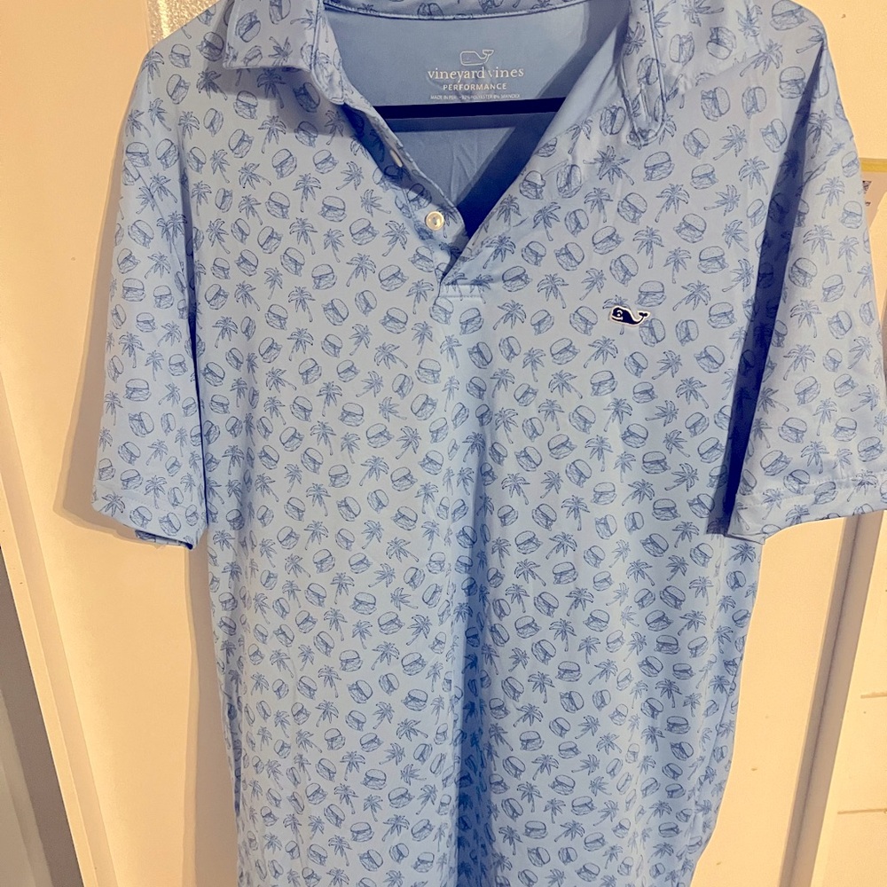 Vineyard Vines Polo size Medium